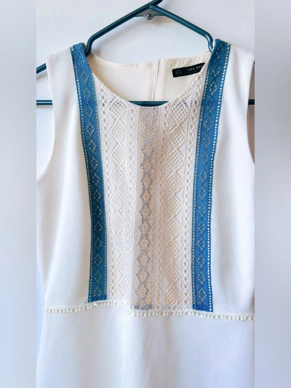 ZARA Sleeveless White Dress with Blue Lace Trim size S - Picture 5 of 7